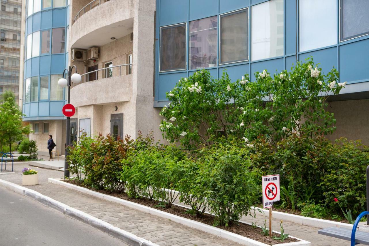 Apartments On Henuezskaya 5 敖德萨 外观 照片
